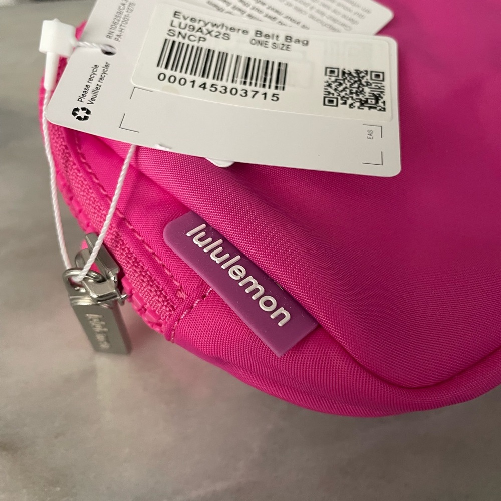 Lululemon Sonic Pink 1L Belt Bag NWT - Picture 11 of 13